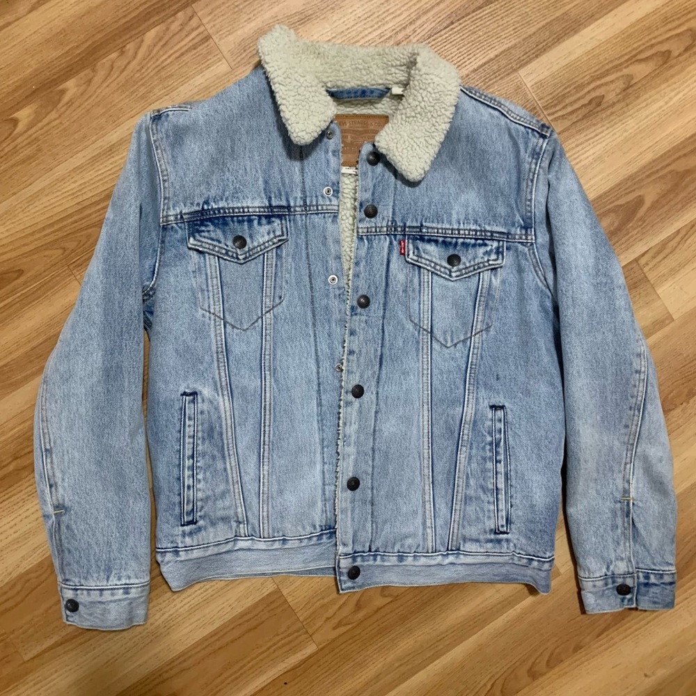 Levi’s Sherpa Denim Jacket - M